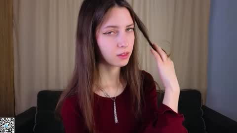 Snapshot of umbraelyon chatting on March 2026 05:30:02 AM Liliane online show from March 2026 05:30:02 AM