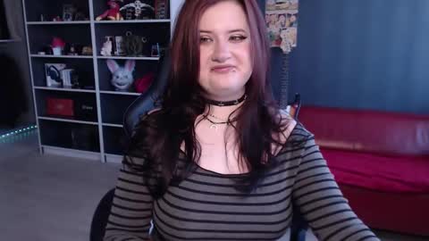 Julia online show from February 2026 05:24:01 AM