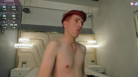 Un Slutty online show from December 2024 05:23:02 PM