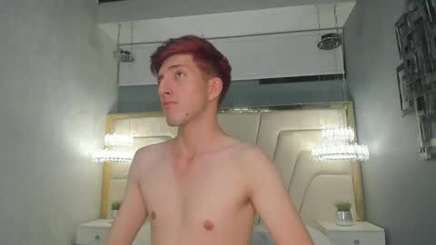 Un Slutty online show from December 2024 12:44:01 AM