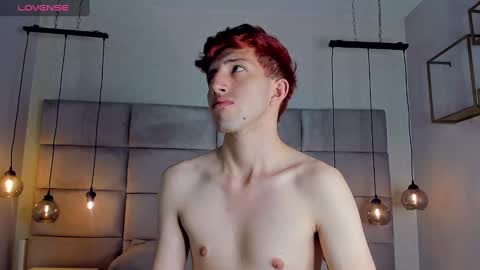 Un Slutty online show from December 2024 11:13:01 AM