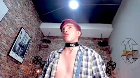 Un Slutty online show from January 2025 12:20:01 AM