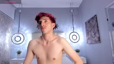 Un Slutty online show from February 2025 08:42:02 PM