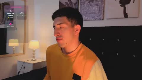 Snapshot of un_sluttyy chatting on March 2026 11:29:02 AM un_sluttyy online show from March 2026 11:29:02 AM