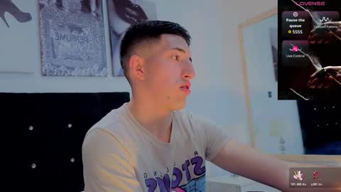 Snapshot of un_sluttyy chatting on March 2026 11:02:01 AM un_sluttyy online show from March 2026 11:02:01 AM