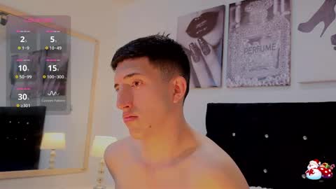 Snapshot of un_sluttyy chatting on March 2026 12:31:02 PM un_sluttyy online show from March 2026 12:31:02 PM