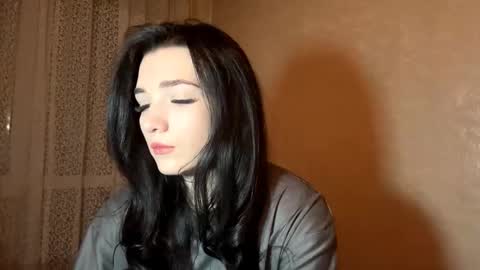 Isobelle lisi online show from February 2026 12:59:02 PM