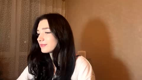 Isobelle lisi online show from February 2026 01:36:01 PM