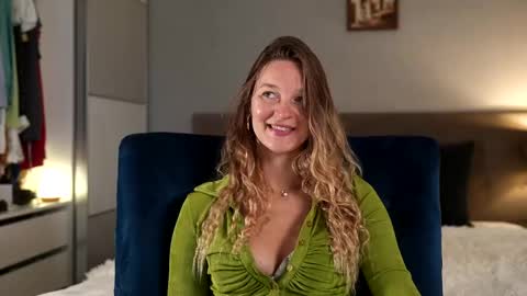 Sasha online show from September 2025 04:05:02 AM