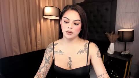 Lady tan online show from October 2025 07:22:01 PM