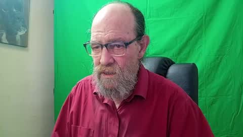 Snapshot of uncle_hottiecb chatting on April 2026 04:57:02 PM Uncle Hottie online show from April 2026 04:57:02 PM