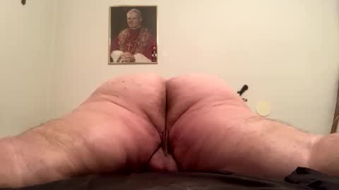 Hairy Sally online show from October 2025 01:27:02 AM