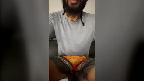 uncut_boricua online show from April 2026 11:24:01 PM