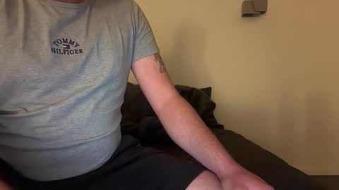 Snapshot of uncutedaustria chatting on October 2025 01:15:01 AM Tom online show from October 2025 01:15:01 AM