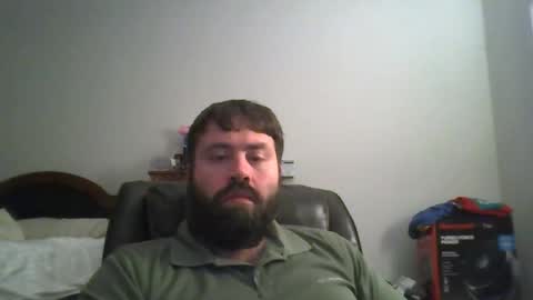 Snapshot of uncutman04 chatting on November 2025 08:40:01 AM uncutman04 online show from November 2025 08:40:01 AM