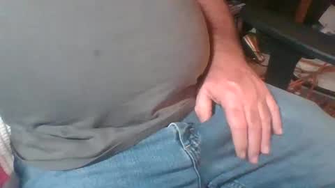 Snapshot of uncutmike7x5 chatting on January 2025 07:10:02 PM uncutmike7x5 online show from January 2025 07:10:02 PM