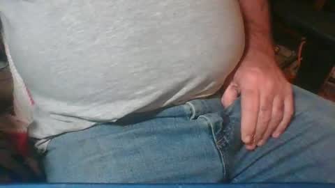 Snapshot of uncutmike7x5 chatting on January 2025 12:20:02 AM uncutmike7x5 online show from January 2025 12:20:02 AM