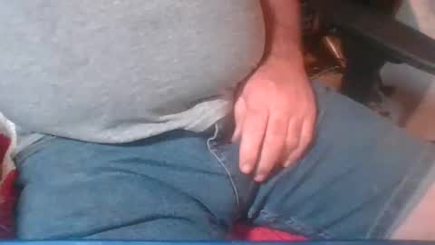 Snapshot of uncutmike7x5 chatting on February 2025 08:39:01 PM uncutmike7x5 online show from February 2025 08:39:01 PM