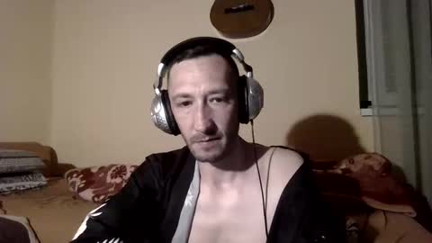 underguy19 online show from April 2026 08:58:02 PM