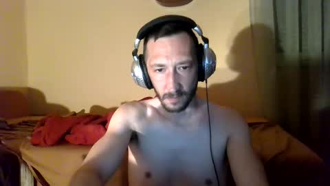 underguy19 online show from May 2026 09:10:02 PM