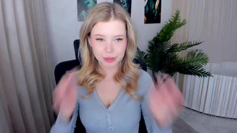 Alice online show from April 2026 08:43:02 PM
