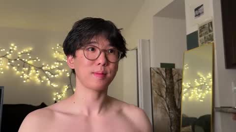 wang online show from November 2025 11:04:02 PM