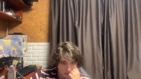 Anri online show from October 2025 08:28:01 PM