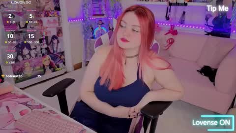 Snapshot of unholy_lady chatting on October 2025 05:51:02 AM Unholy Lady online show from October 2025 05:51:02 AM