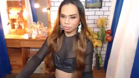 Molly online show from February 2026 05:00:02 PM