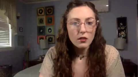 Snapshot of unicornfairy55 chatting on May 2026 03:17:01 PM Lola Moonstone online show from May 2026 03:17:01 PM