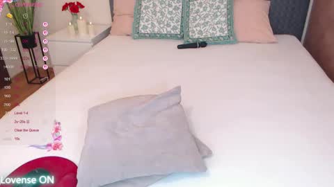 Snapshot of uniquemissy chatting on March 2026 08:19:01 AM Andreea online show from March 2026 08:19:01 AM