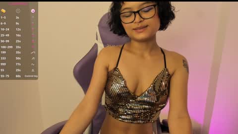 Snapshot of unu_nai chatting on January 2025 03:45:01 AM new INSTA online show from January 2025 03:45:01 AM