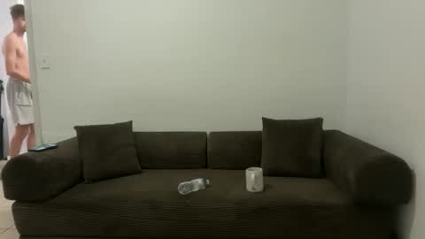 Stepbro online show from April 2026 12:47:01 PM