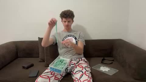 Stepbro online show from April 2026 04:00:01 PM