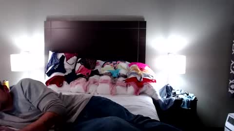 upforanything27 online show from January 2025 02:53:02 AM