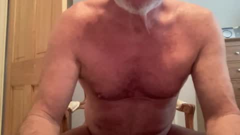 Snapshot of upton64 chatting on December 2024 09:39:02 AM Oak Cock online show from December 2024 09:39:02 AM