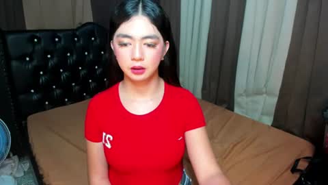 ur_girl_dwalker online show from June 2026 07:56:02 AM