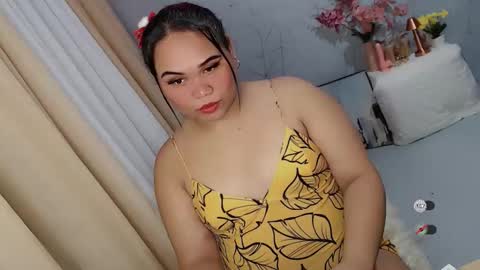 KENDRA CUTIEE online show from February 2026 12:10:01 PM