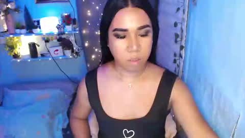 Snapshot of ur_hot_tommiexx chatting on March 2026 04:27:01 AM jennie online show from March 2026 04:27:01 AM