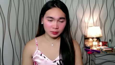 QUEENSY online show from October 2025 06:45:02 AM