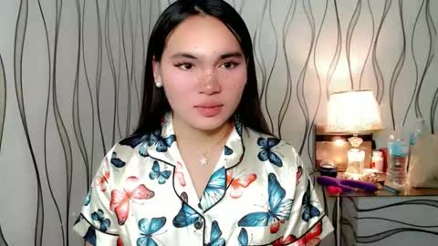 QUEENSY online show from October 2025 02:15:01 PM