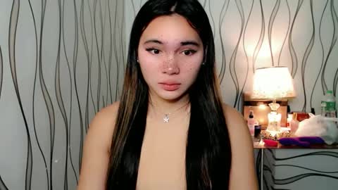 QUEENSY online show from October 2025 04:34:01 AM