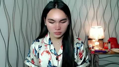 QUEENSY online show from November 2025 11:47:02 PM