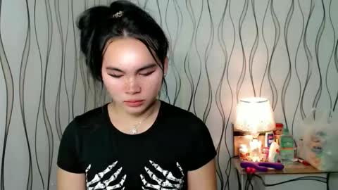 QUEENSY online show from November 2025 09:27:01 PM