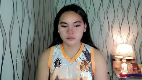 QUEENSY online show from February 2026 10:47:02 PM