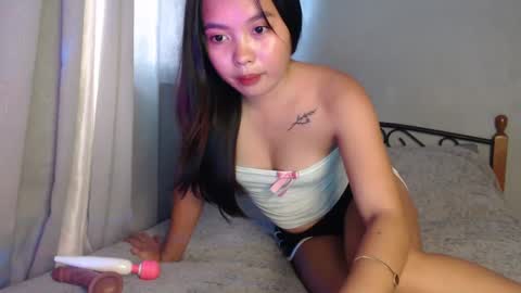 Snapshot of ur_myangel02 chatting on February 2025 03:34:02 AM angel online show from February 2025 03:34:02 AM