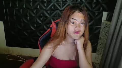 ur_prettyangel online show from April 2026 12:42:02 PM