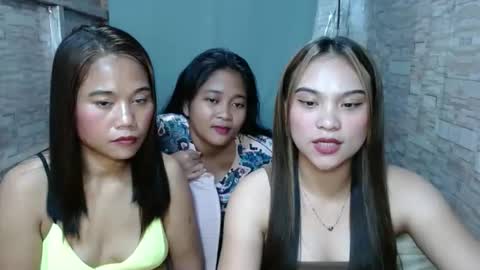 ur_prettymitch online show from October 2025 03:31:01 PM