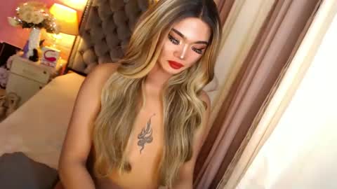 Snapshot of ur_sassygirl chatting on February 2025 02:17:02 AM Kath online show from February 2025 02:17:02 AM