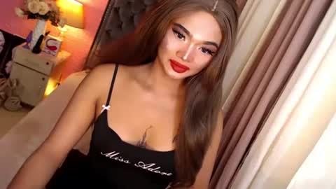 Snapshot of ur_sassygirl chatting on March 2025 06:47:02 PM Kath online show from March 2025 06:47:02 PM
